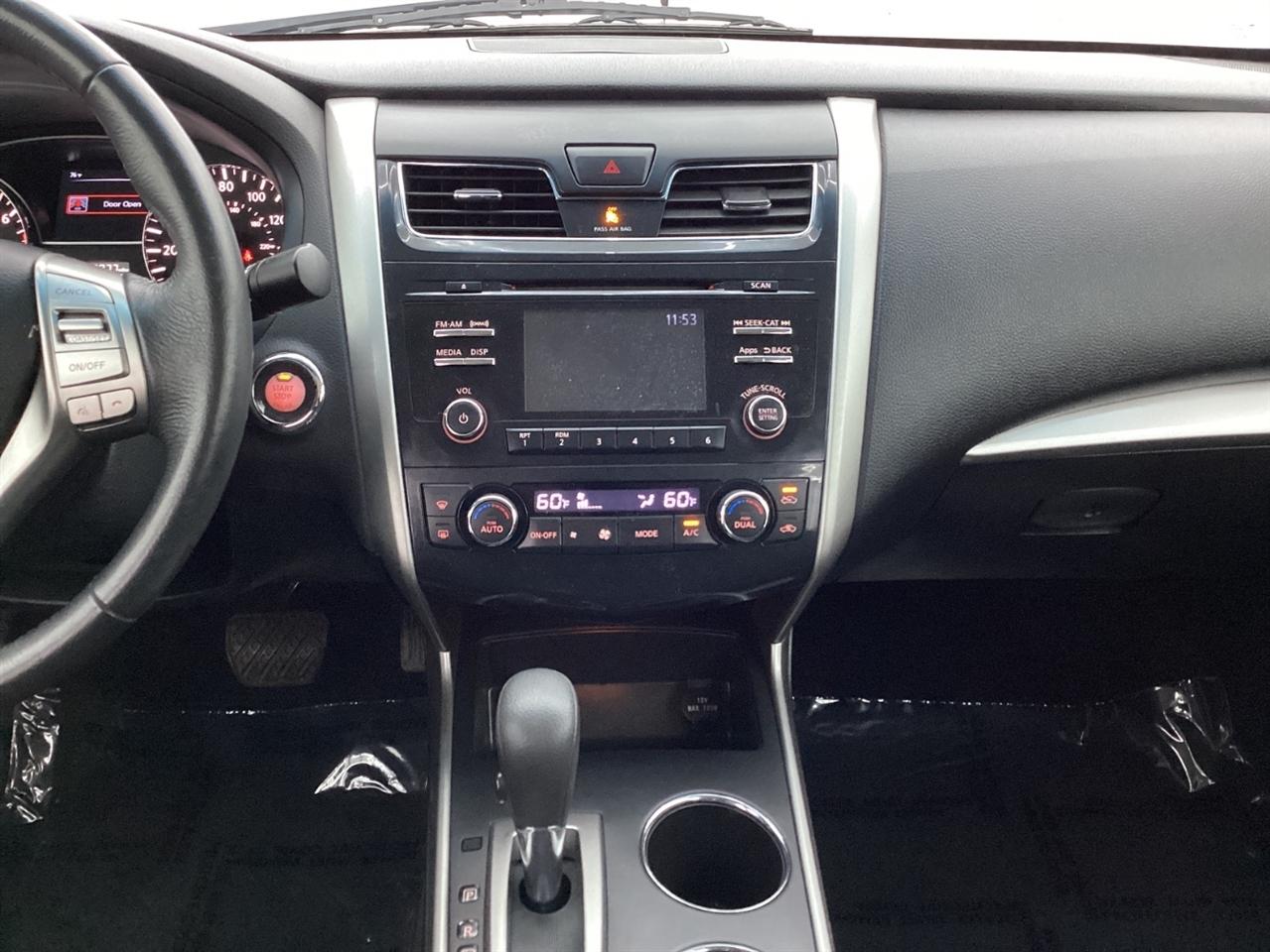 Nissan Altima 4dr Sdn I4 2.5 SV 2015