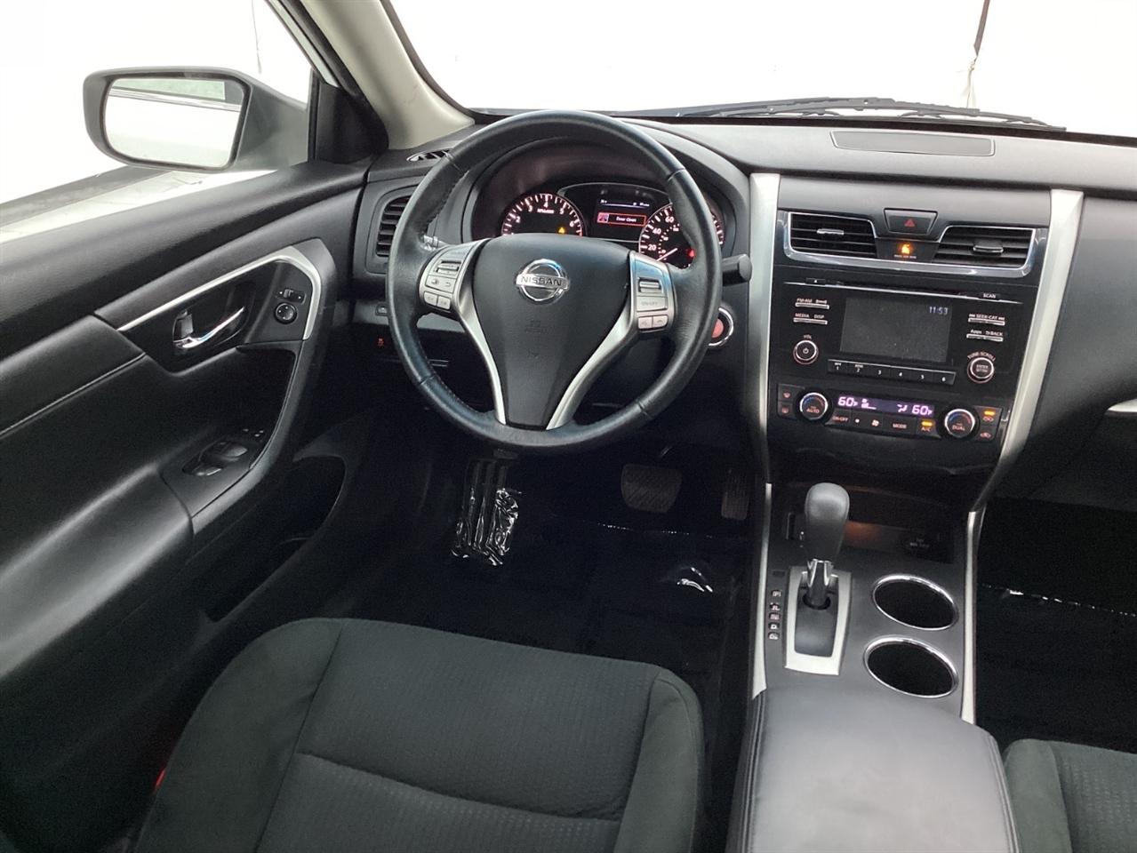 Nissan Altima 4dr Sdn I4 2.5 SV 2015