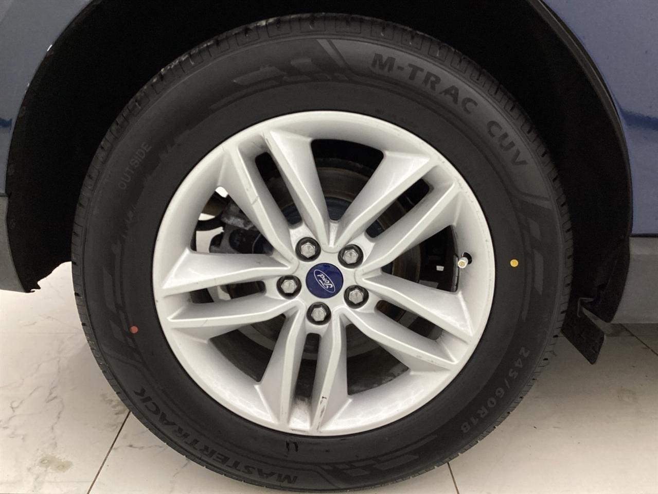Ford Edge SEL FWD 2017