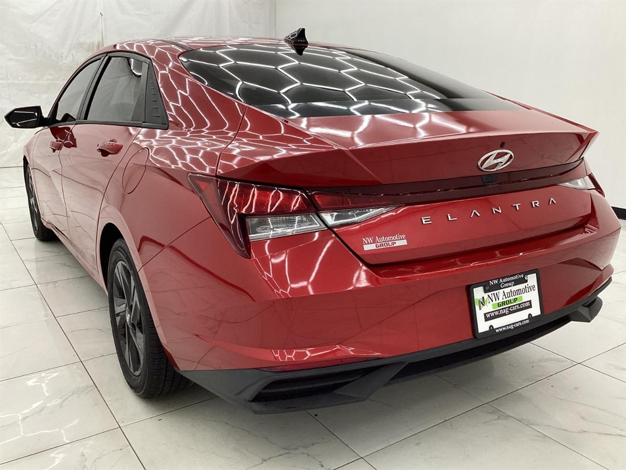 Hyundai Elantra SEL IVT 2022