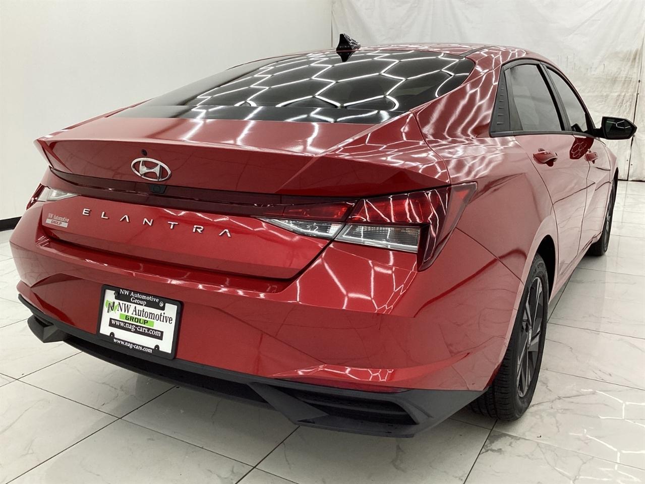 Hyundai Elantra SEL IVT 2022
