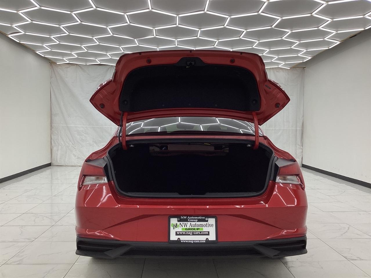 Hyundai Elantra SEL IVT 2022
