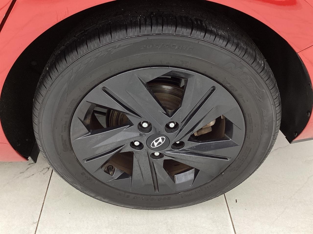 Hyundai Elantra SEL IVT 2022