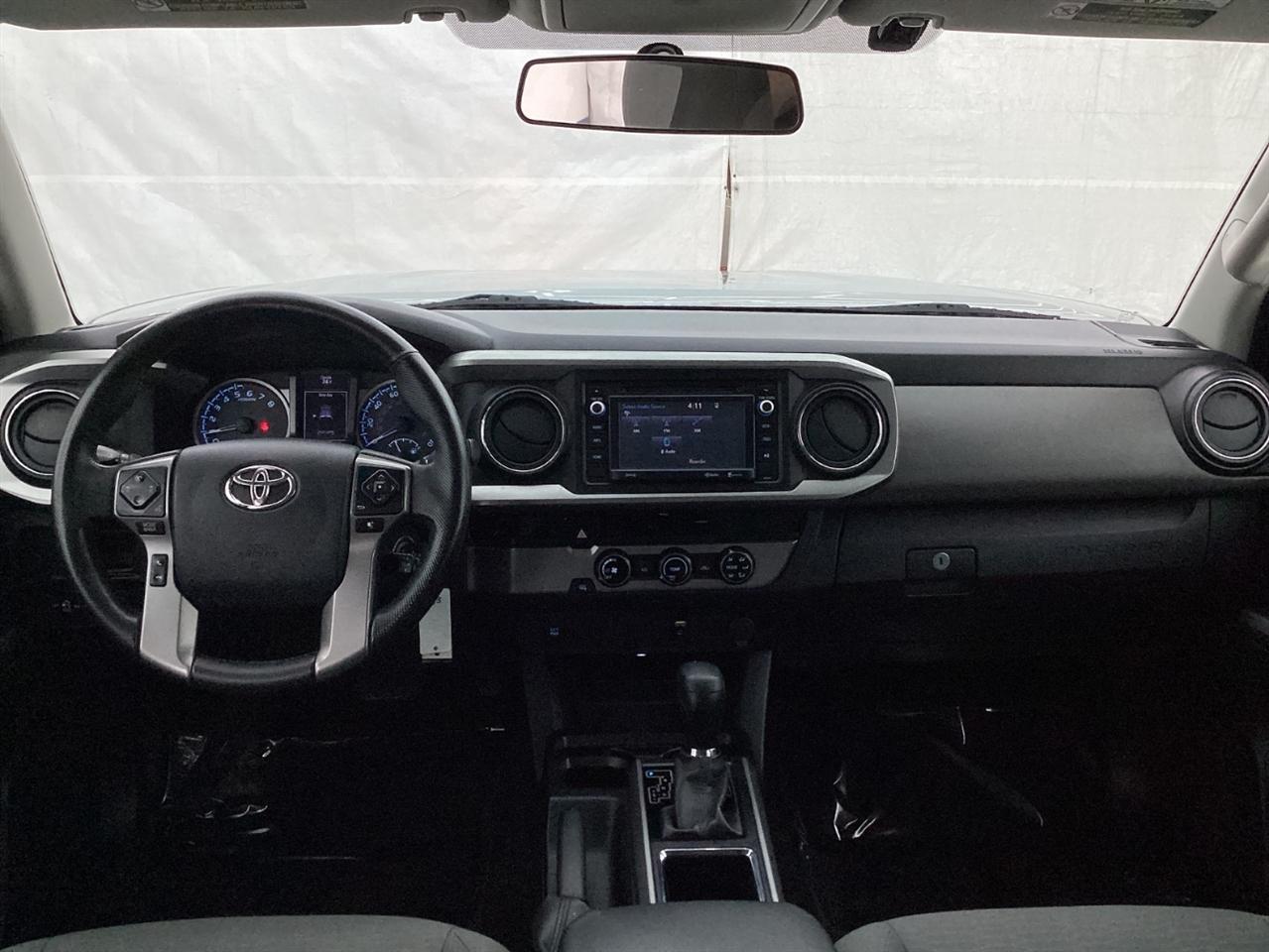 Toyota Tacoma SR5 Double Cab 5' Bed I4 4x2 AT (Natl) 2017