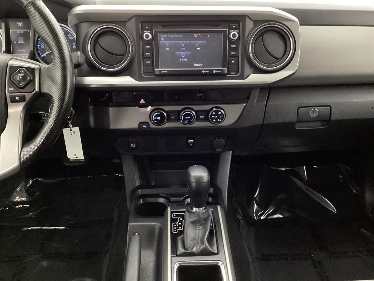 Toyota Tacoma SR5 Double Cab 5' Bed I4 4x2 AT (Natl) 2017