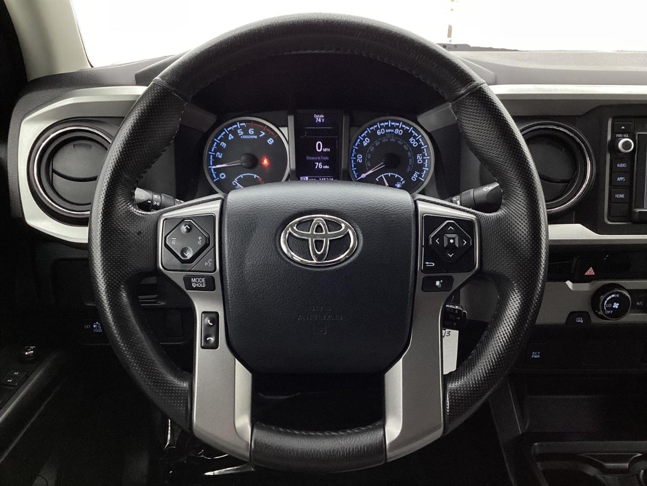 Toyota Tacoma SR5 Double Cab 5' Bed I4 4x2 AT (Natl) 2017
