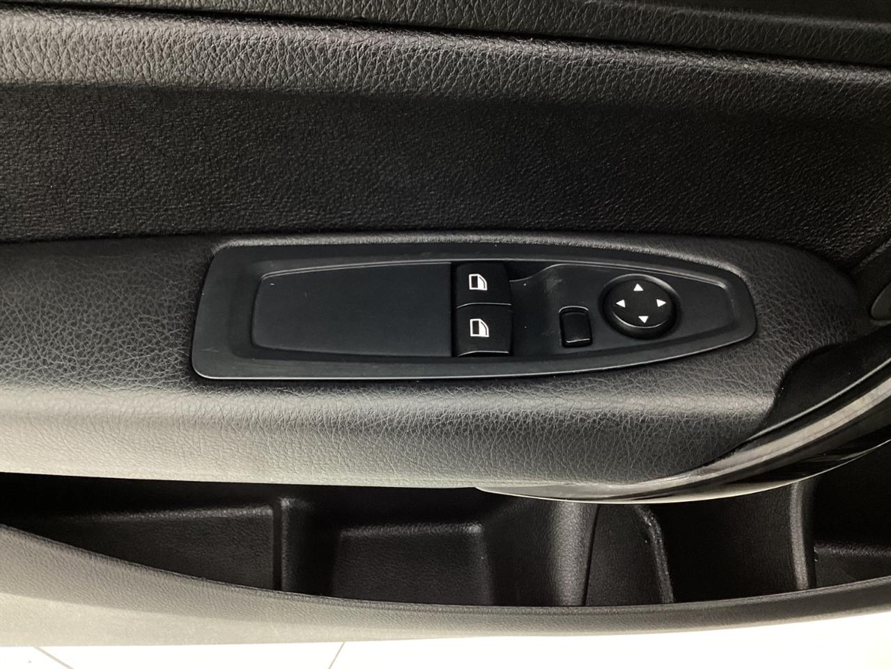 BMW 2 Series 2dr Cpe 228i xDrive AWD 2016