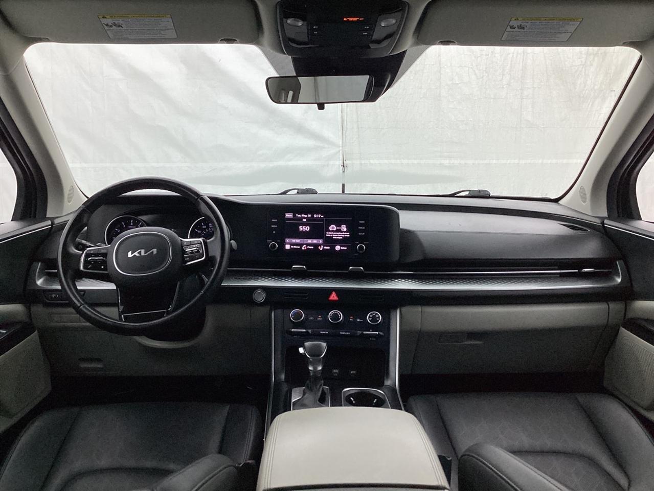 Kia Carnival LX FWD w/Seat Pkg 2024