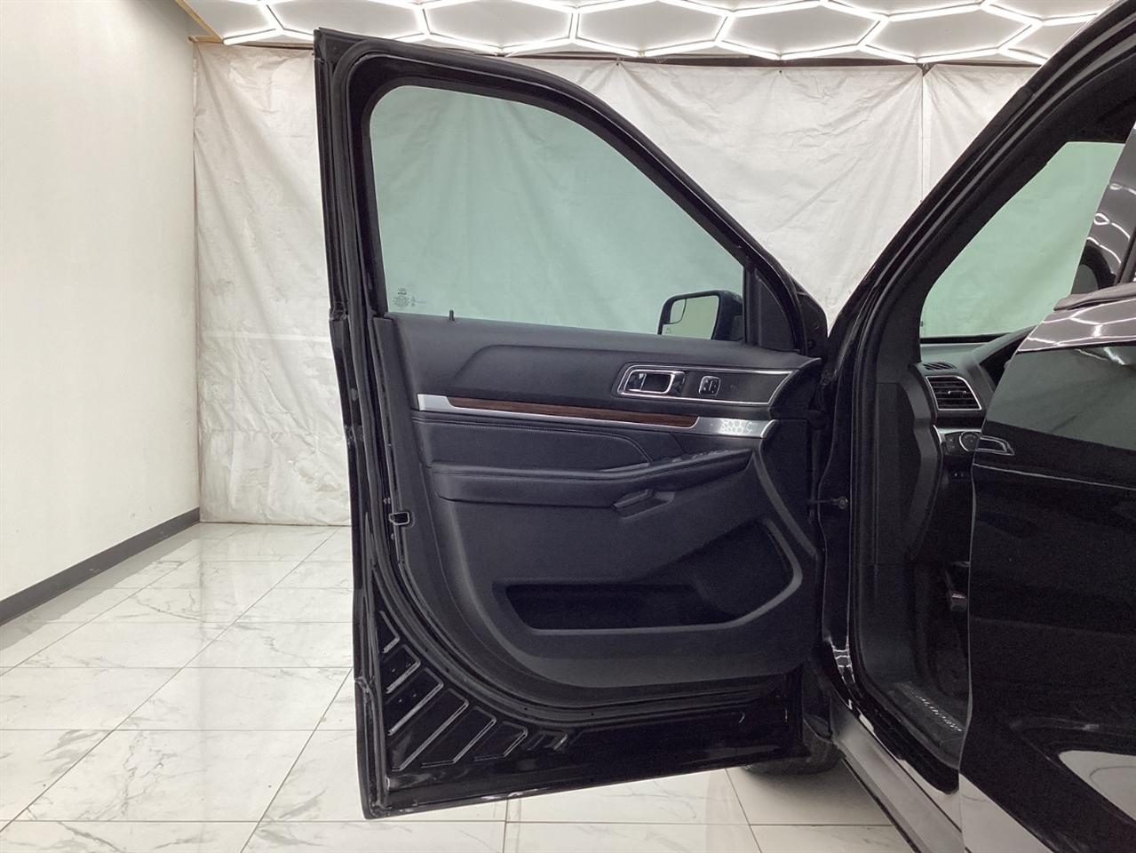 Ford Explorer Limited FWD 2018