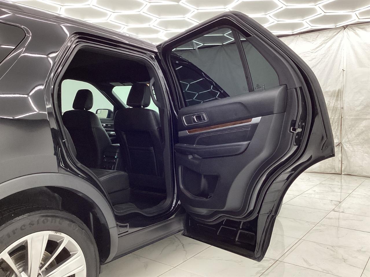 Ford Explorer Limited FWD 2018