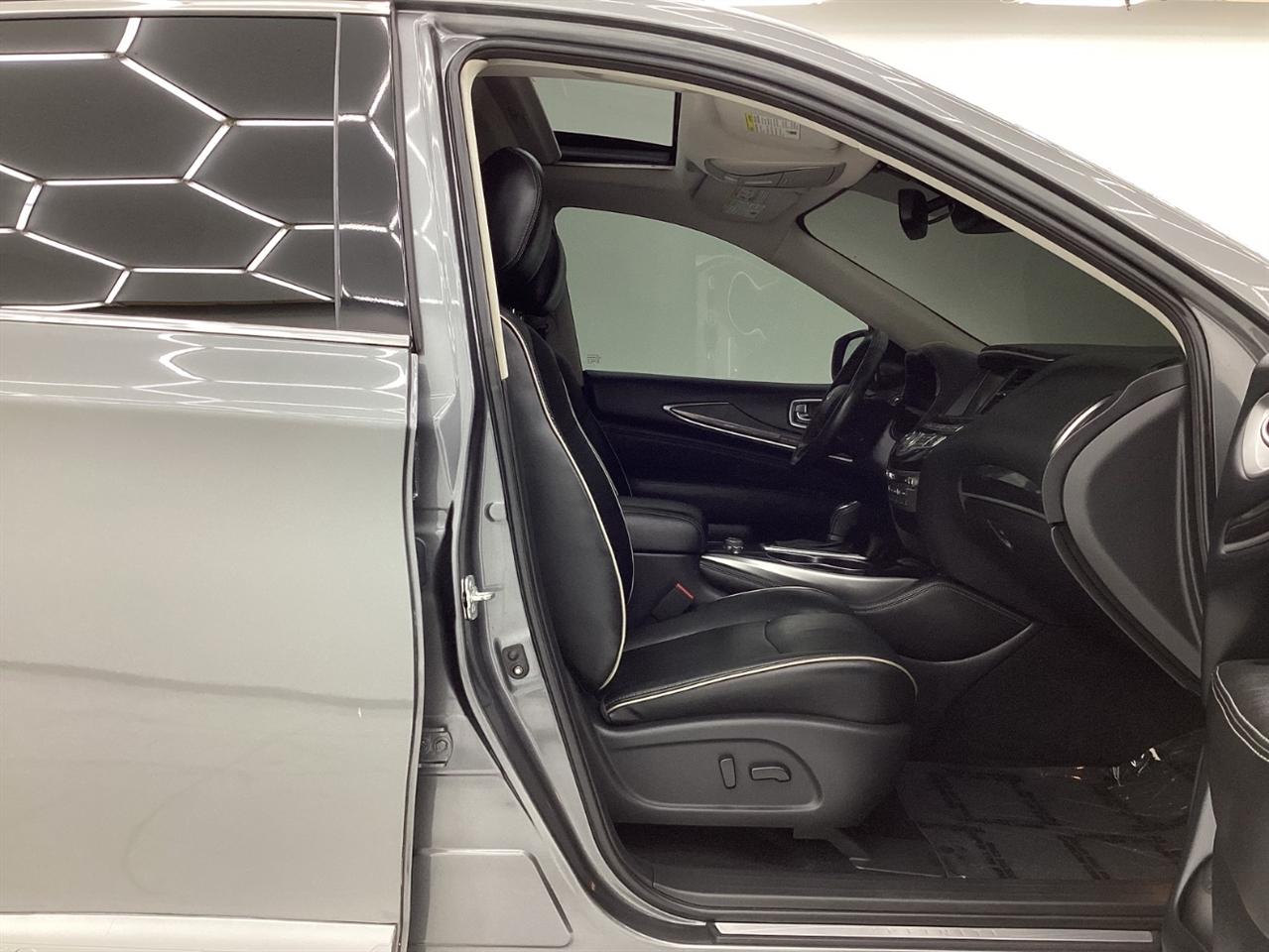 Infiniti QX60 LUXE AWD 2020