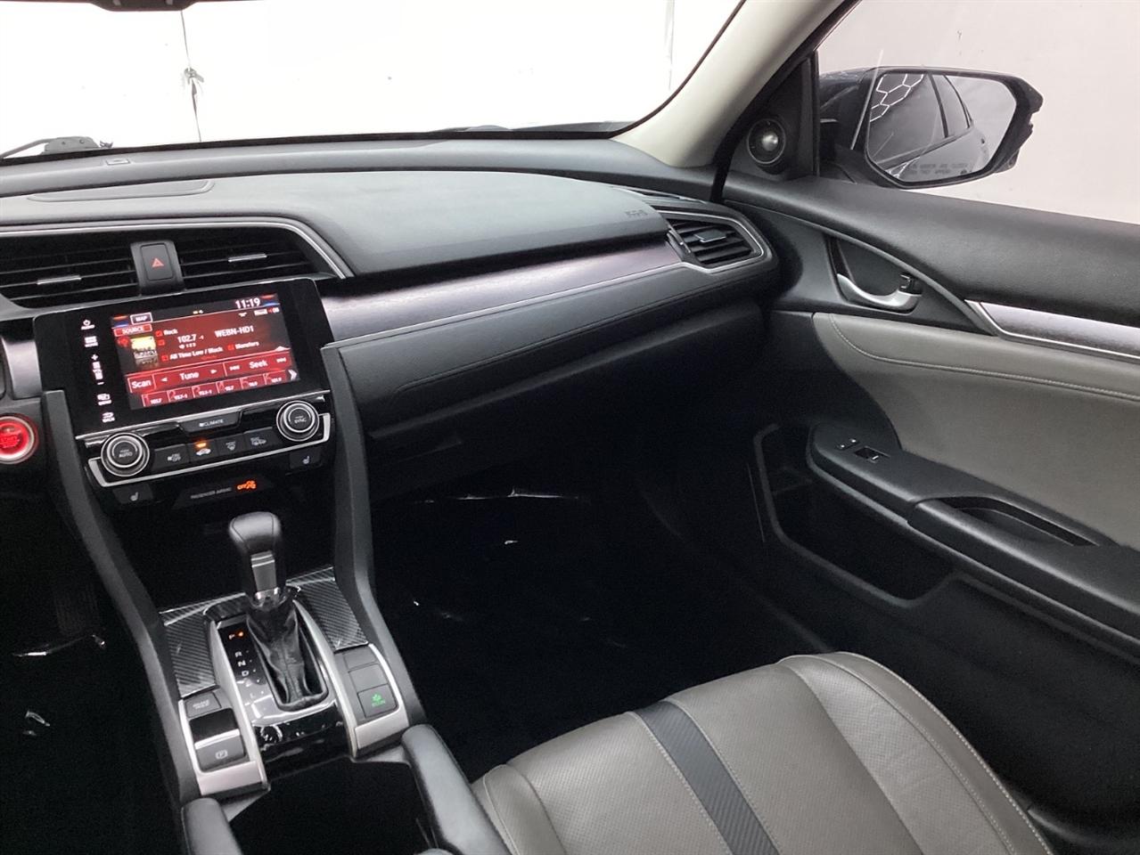 Honda Civic Touring CVT 2017