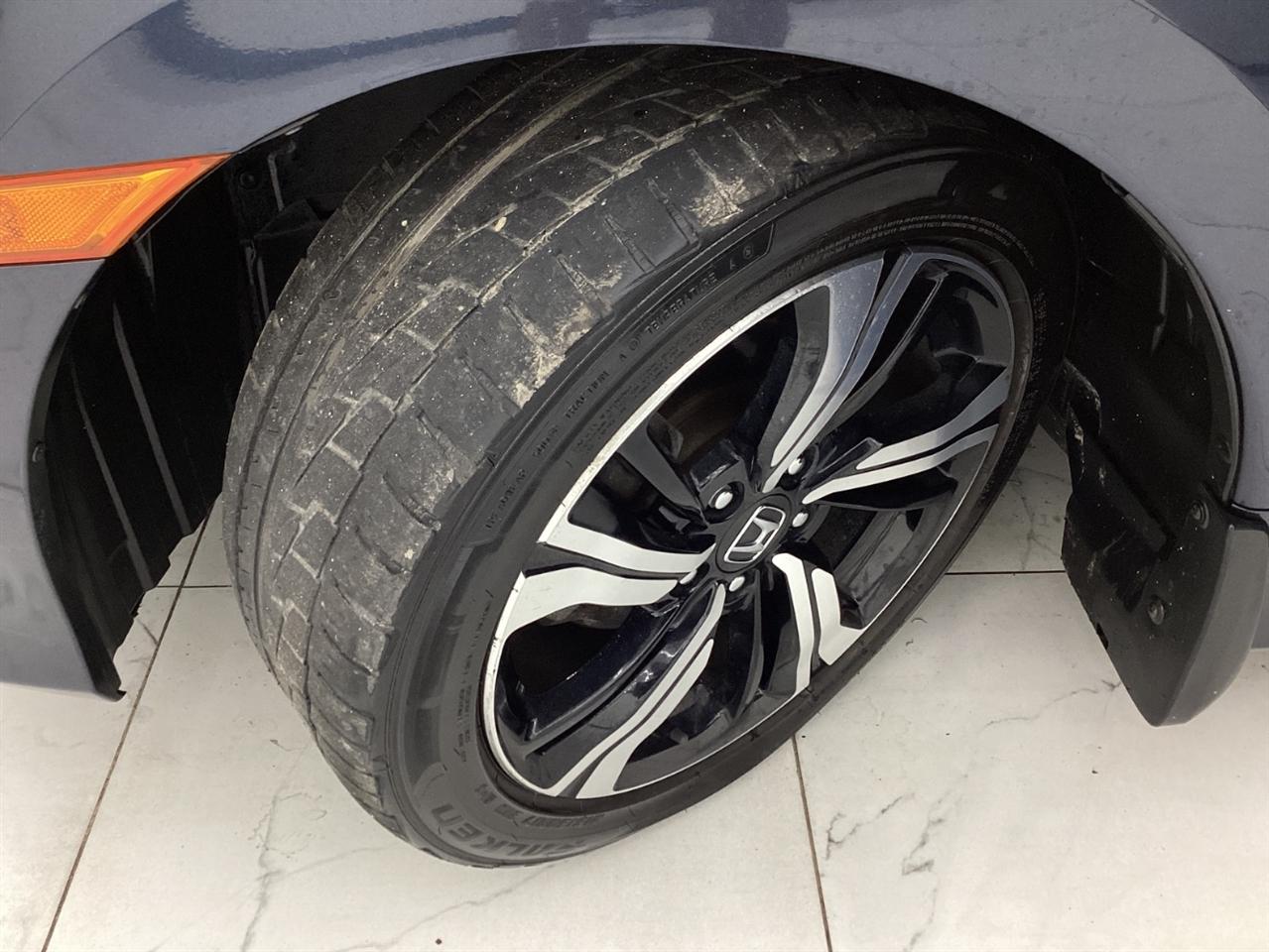 Honda Civic Touring CVT 2017