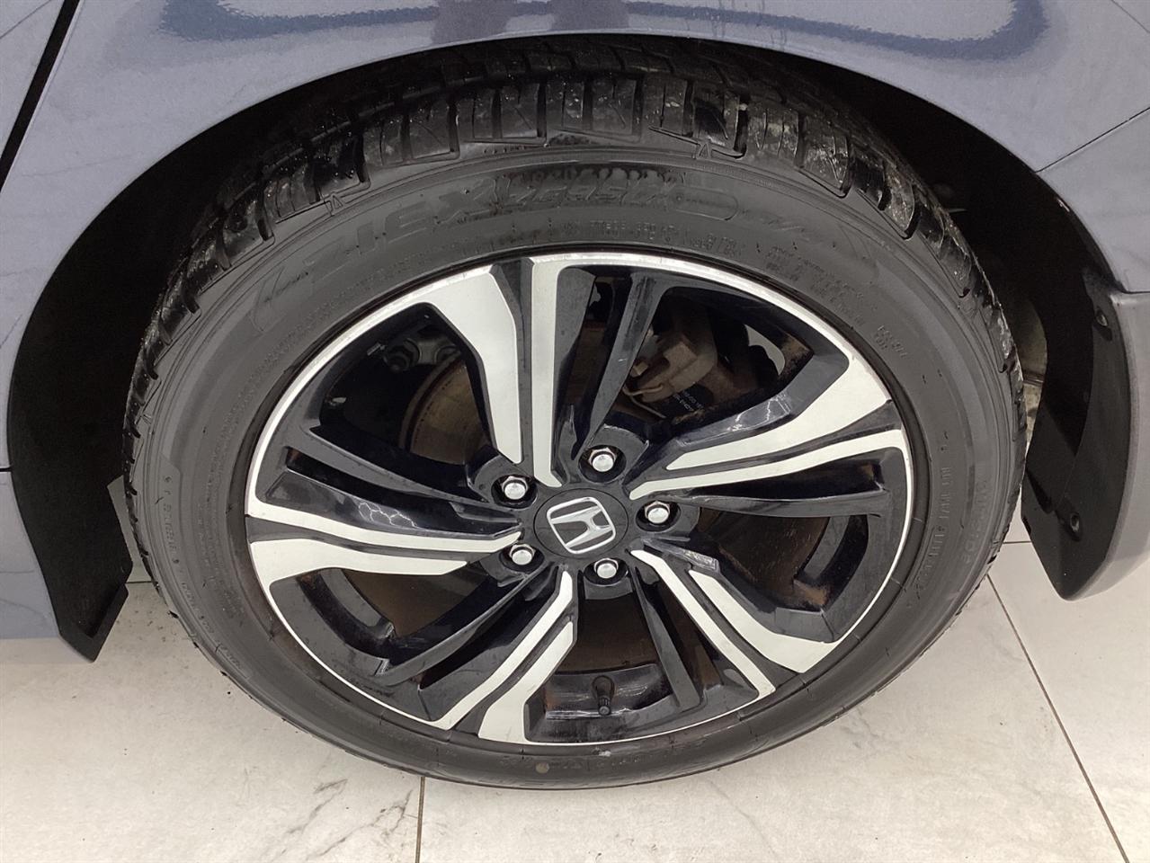 Honda Civic Touring CVT 2017