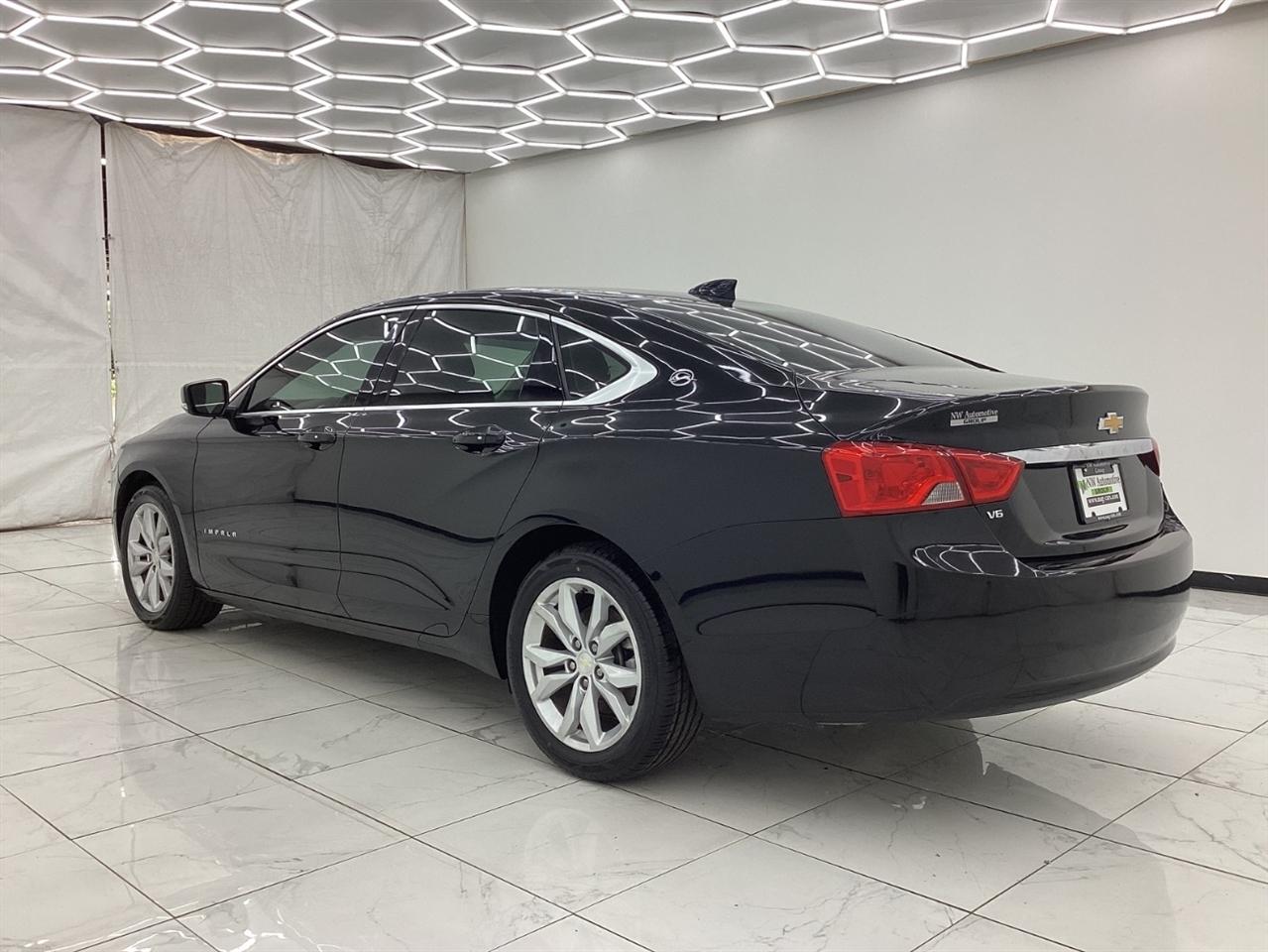 Chevrolet Impala 4dr Sdn LT w/1LT 2019