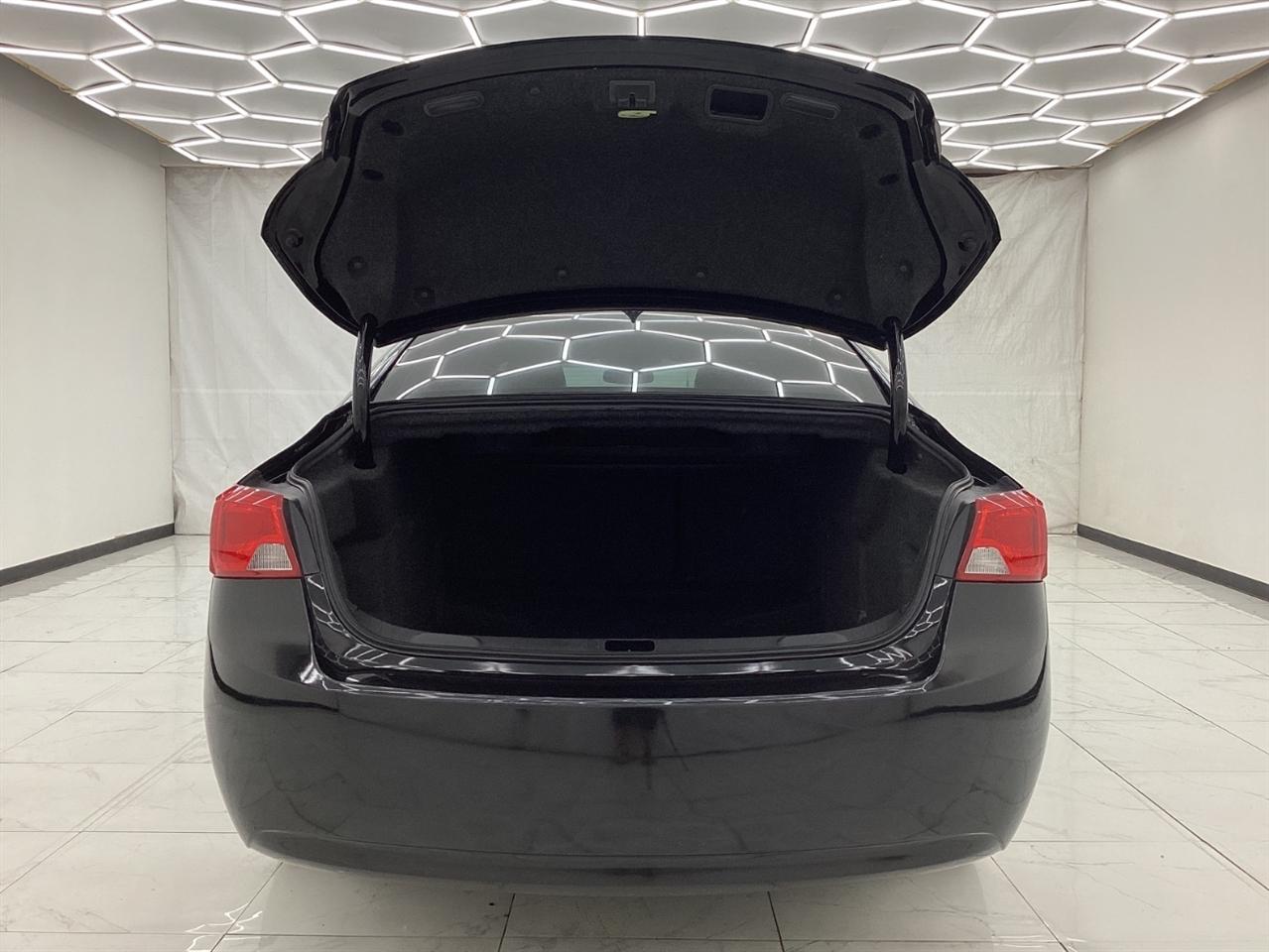 Chevrolet Impala 4dr Sdn LT w/1LT 2019