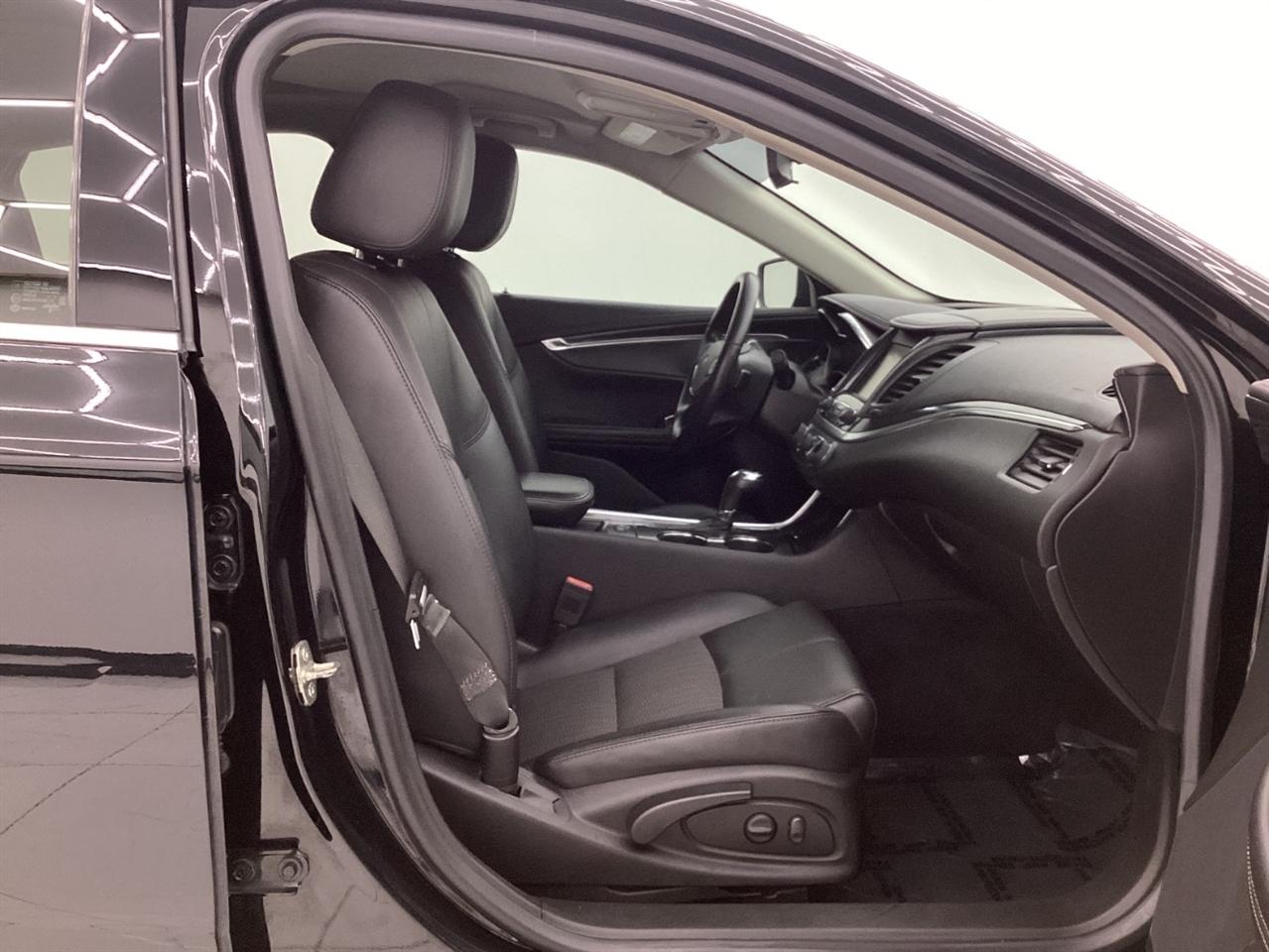 Chevrolet Impala 4dr Sdn LT w/1LT 2019