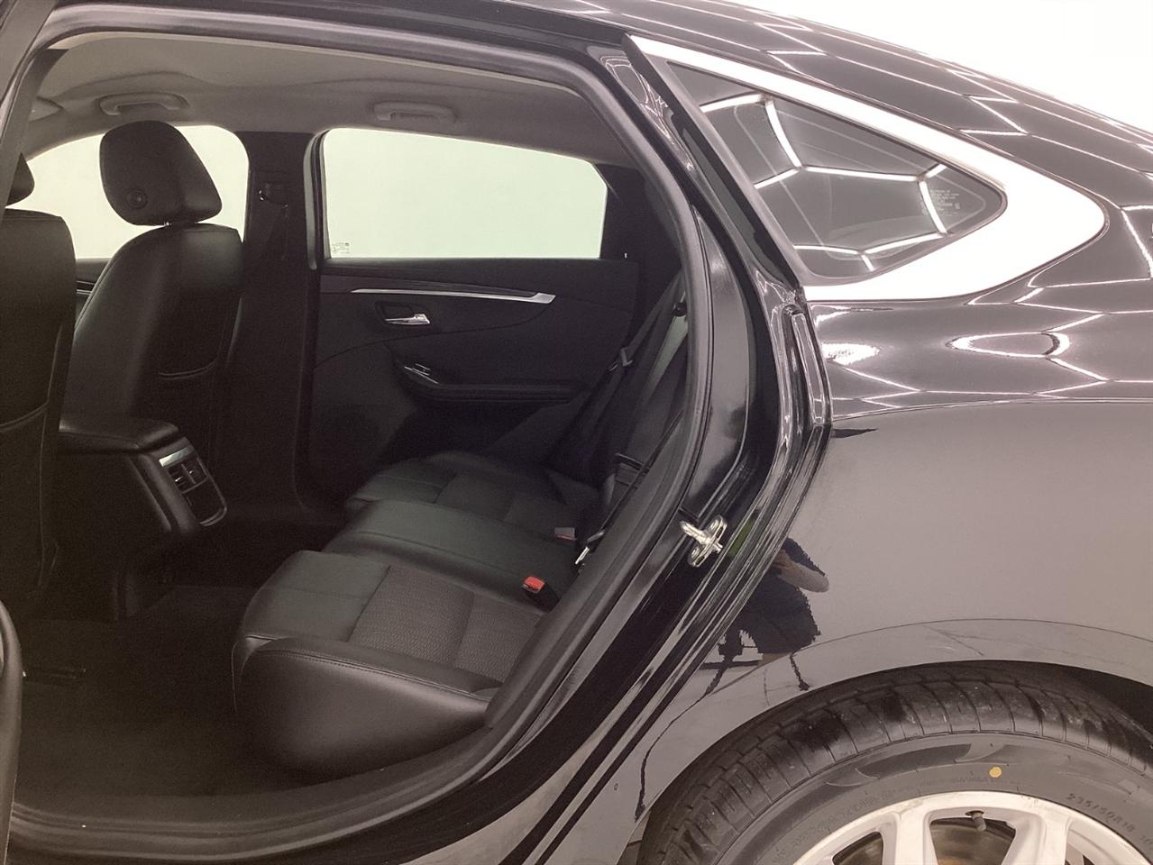 Chevrolet Impala 4dr Sdn LT w/1LT 2019