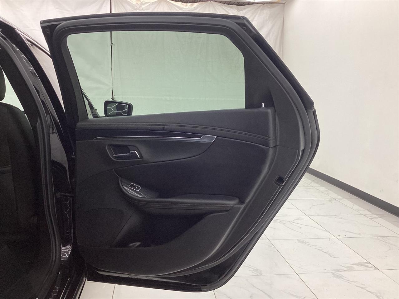Chevrolet Impala 4dr Sdn LT w/1LT 2019