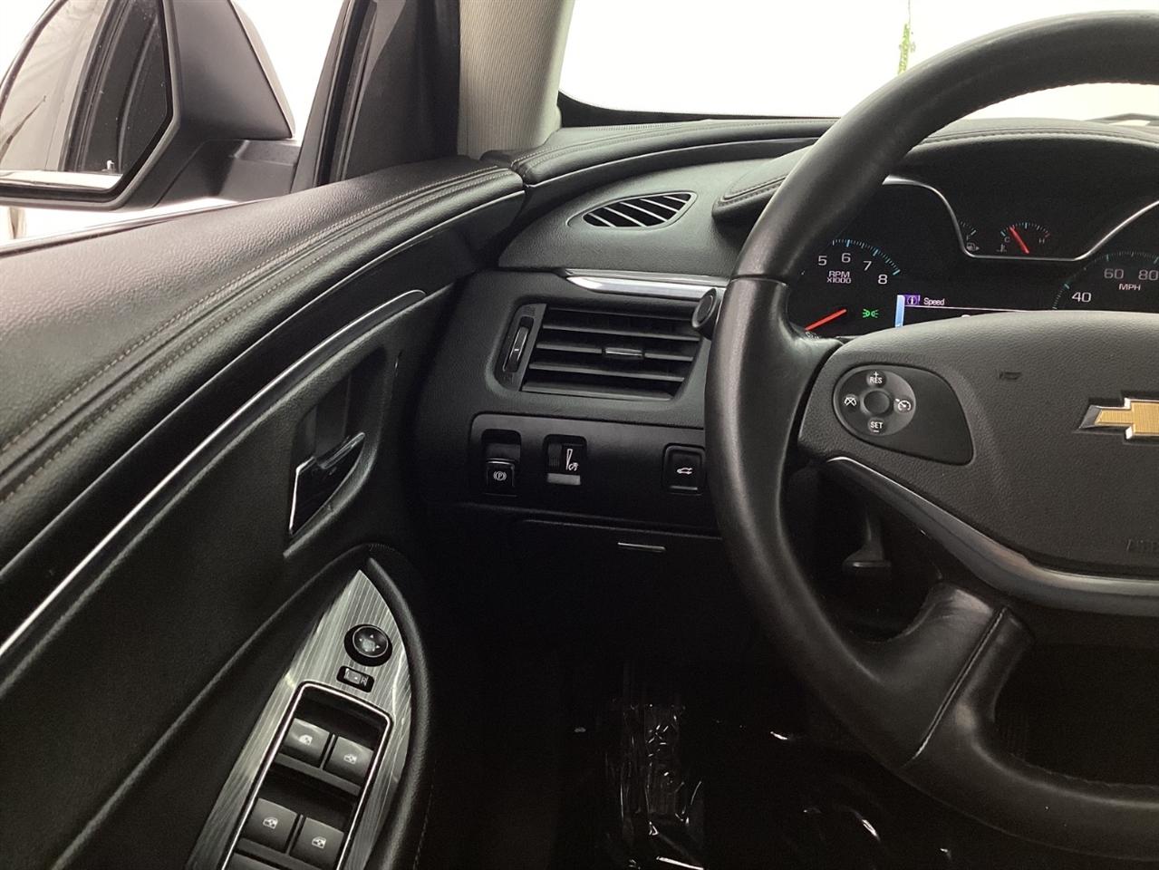 Chevrolet Impala 4dr Sdn LT w/1LT 2019