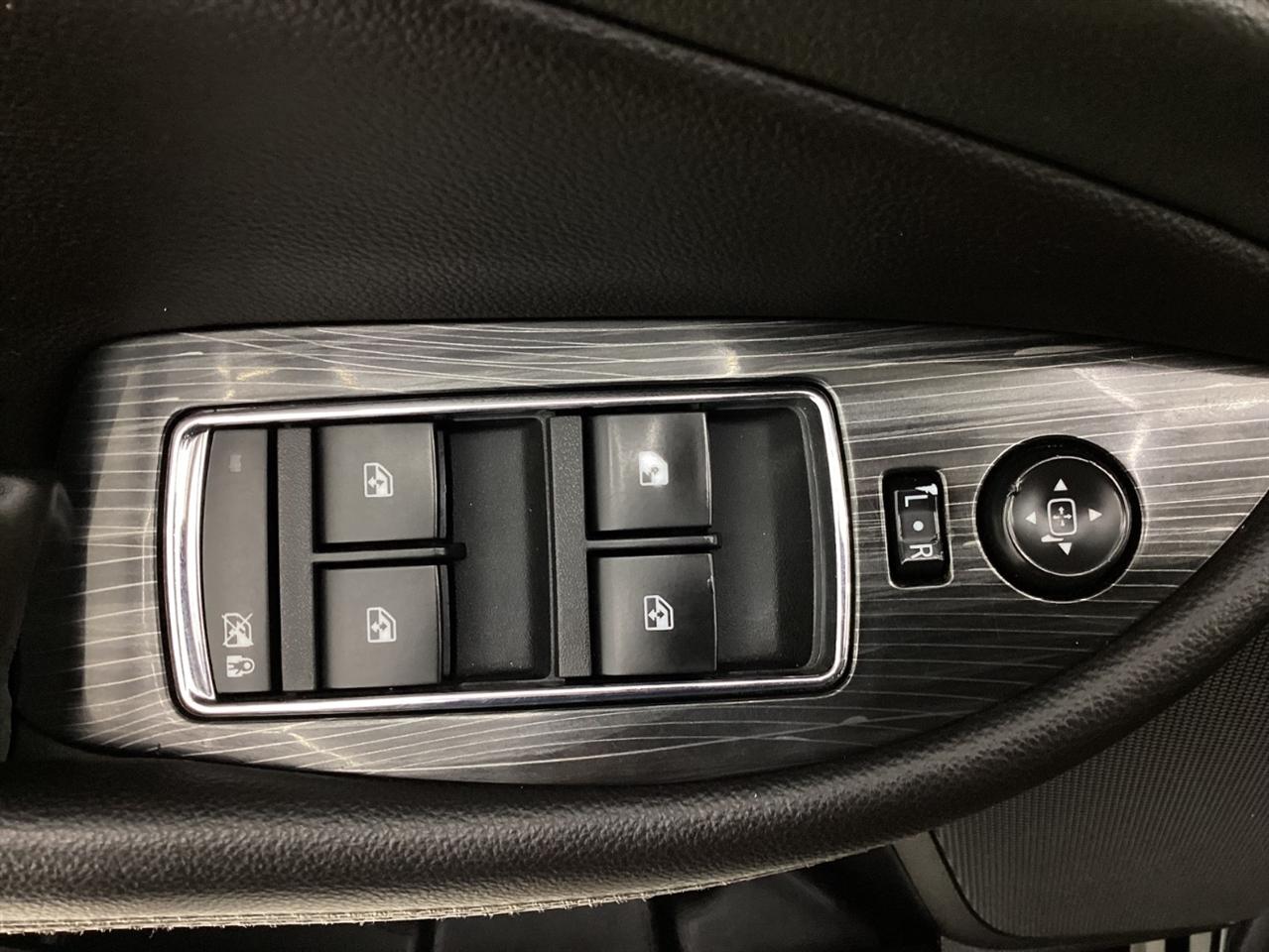 Chevrolet Impala 4dr Sdn LT w/1LT 2019
