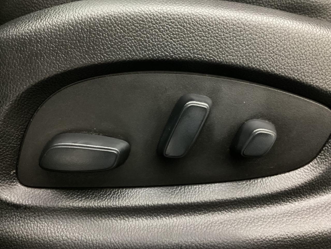 Chevrolet Impala 4dr Sdn LT w/1LT 2019