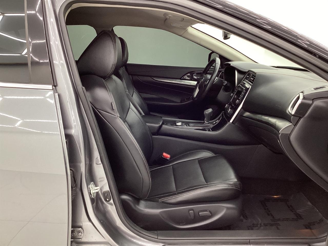 Nissan Maxima SV 3.5L 2021