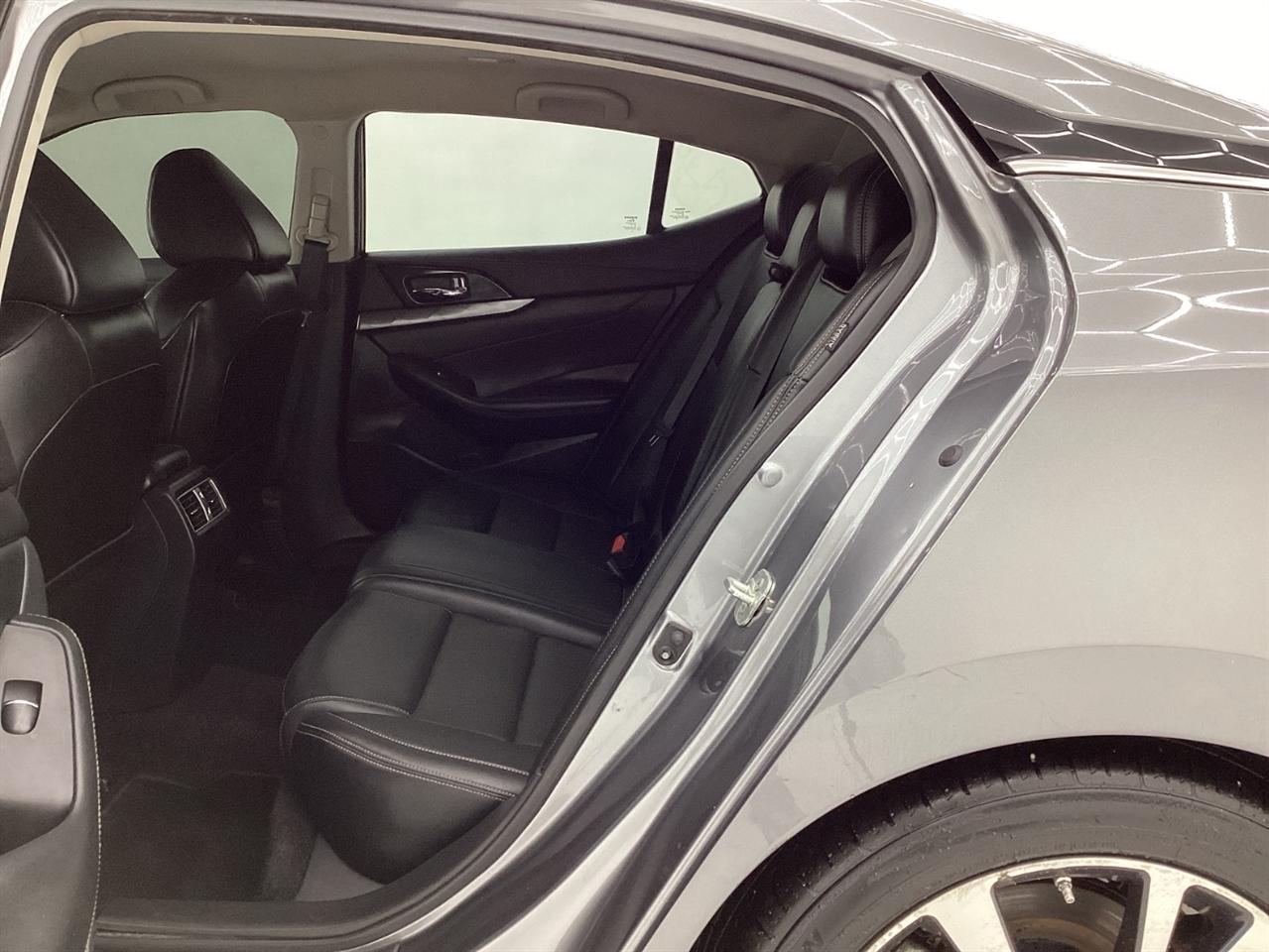 Nissan Maxima SV 3.5L 2021