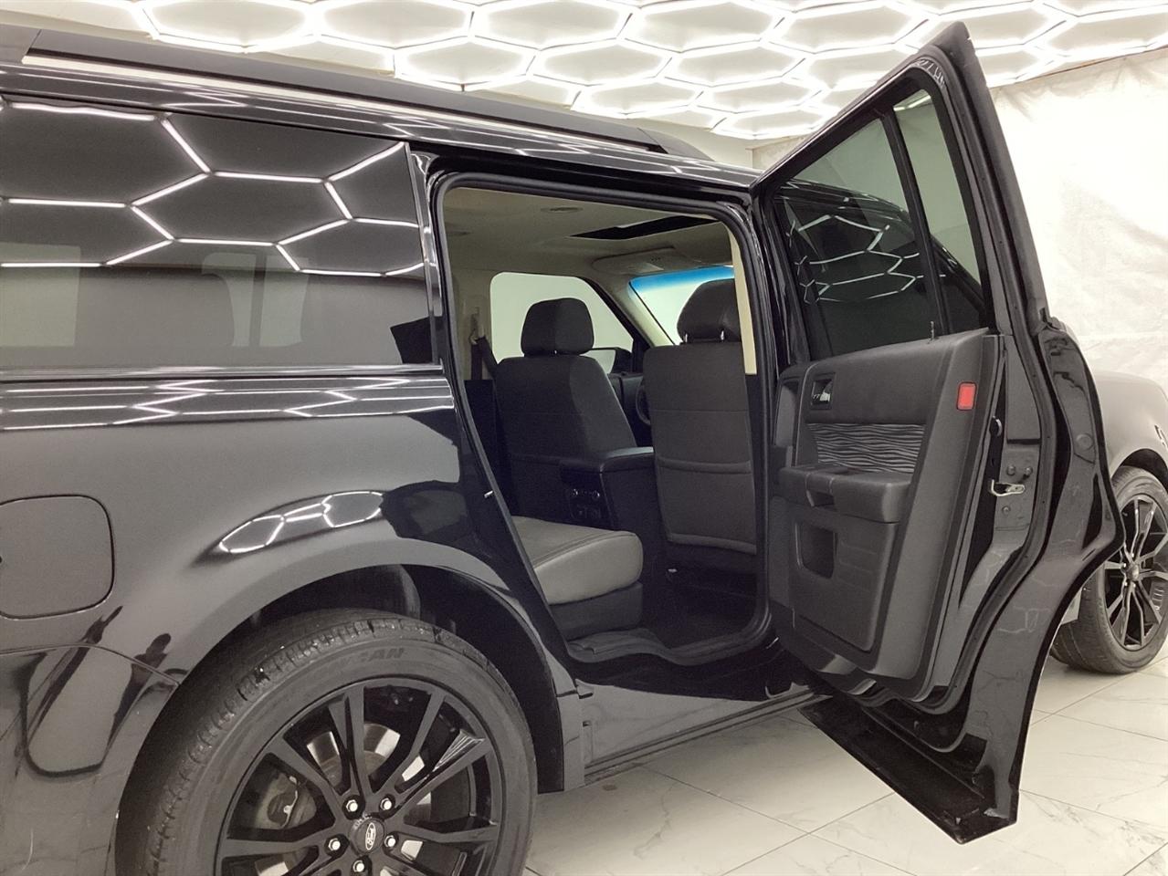 Ford Flex SEL FWD 2019