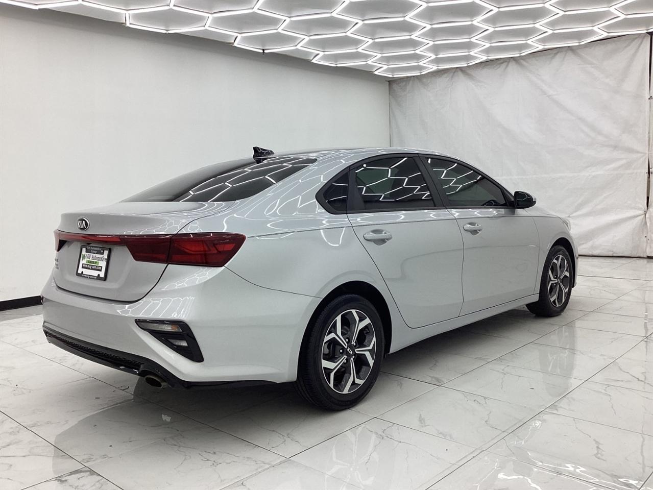 Kia Forte LXS IVT 2019