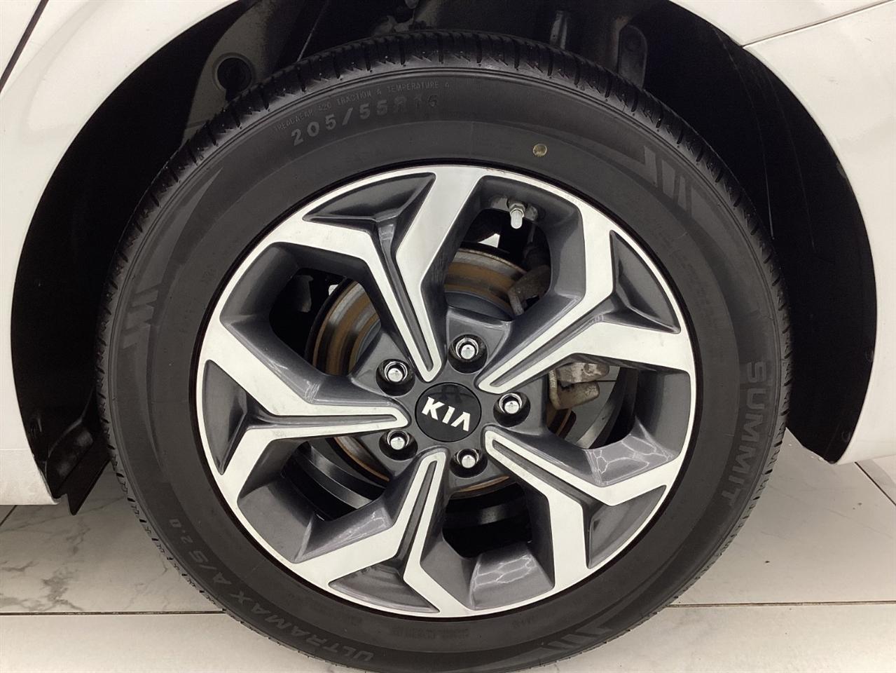 Kia Forte LXS IVT 2019