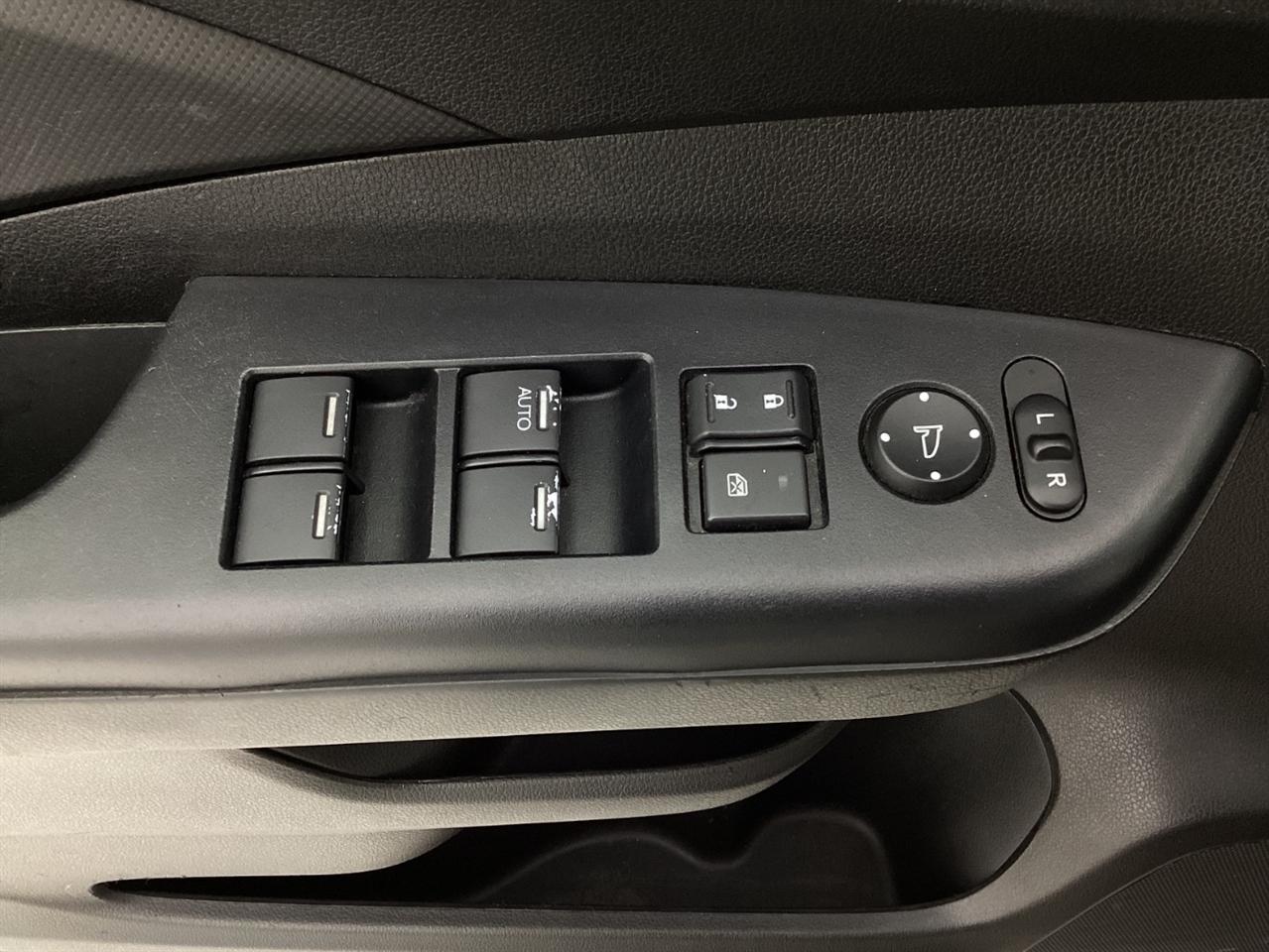 Honda CR-V 2WD 5dr LX 2016