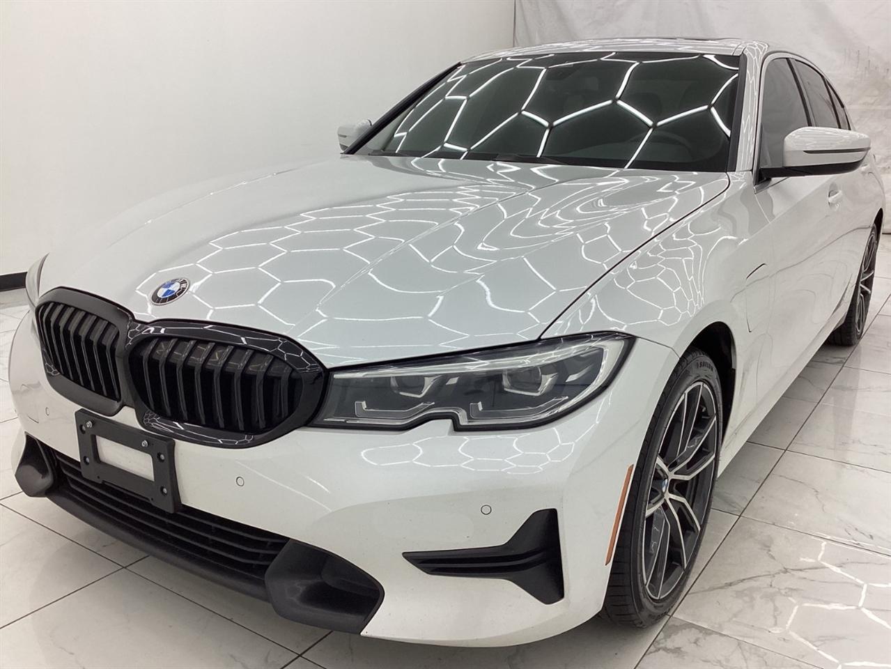 BMW 3 Series 330e xDrive Plug-In Hybrid North America 2021