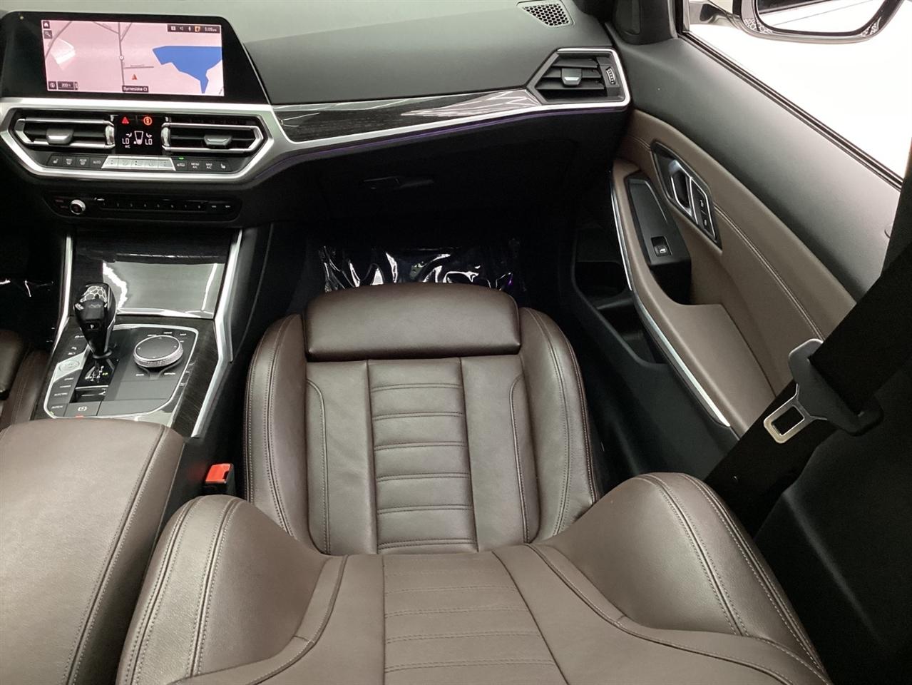 BMW 3 Series 330e xDrive Plug-In Hybrid North America 2021