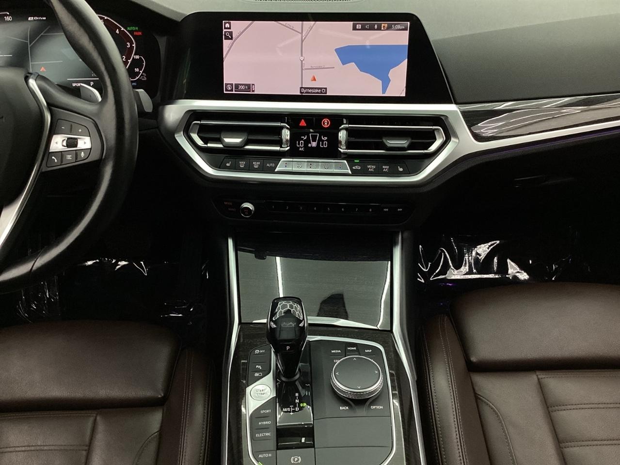 BMW 3 Series 330e xDrive Plug-In Hybrid North America 2021