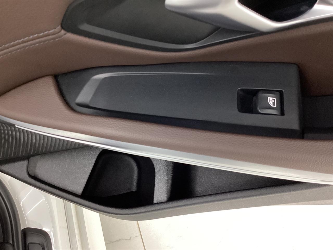 BMW 3 Series 330e xDrive Plug-In Hybrid North America 2021