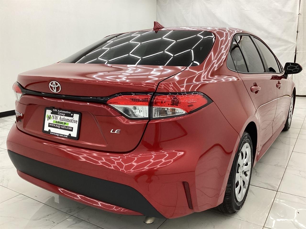 Toyota Corolla LE CVT (Natl) 2021