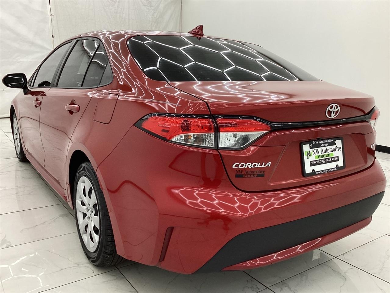 Toyota Corolla LE CVT (Natl) 2021