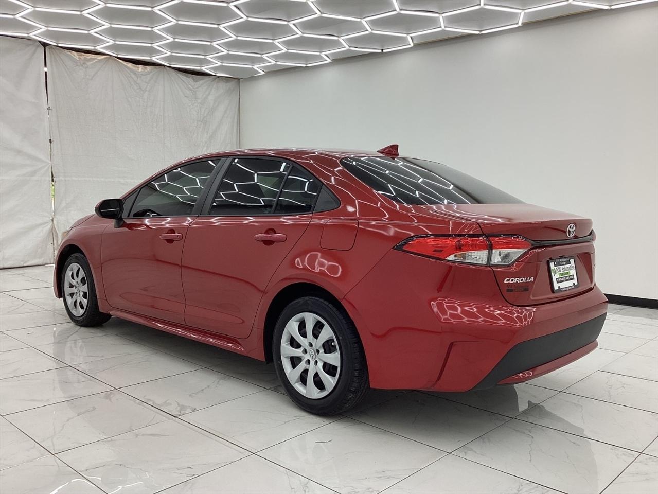 Toyota Corolla LE CVT (Natl) 2021