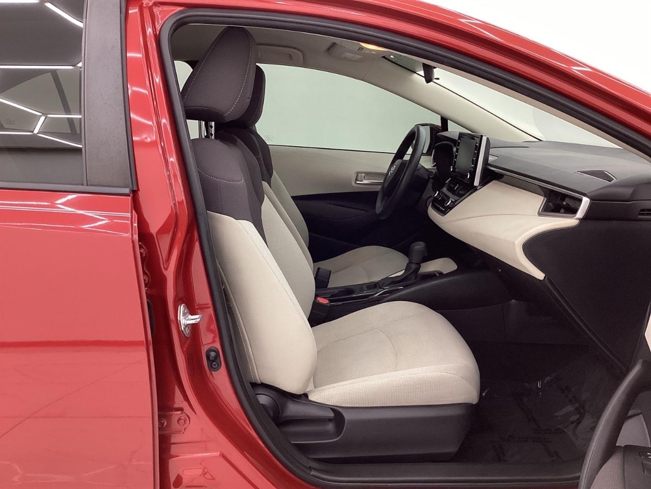 Toyota Corolla LE CVT (Natl) 2021