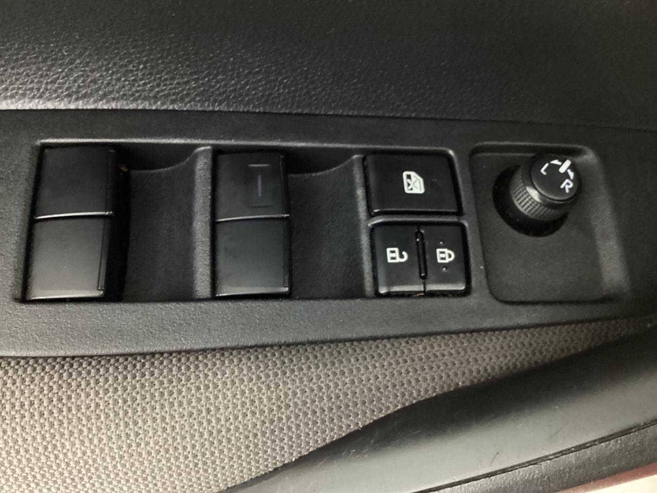 Toyota Corolla LE CVT (Natl) 2021