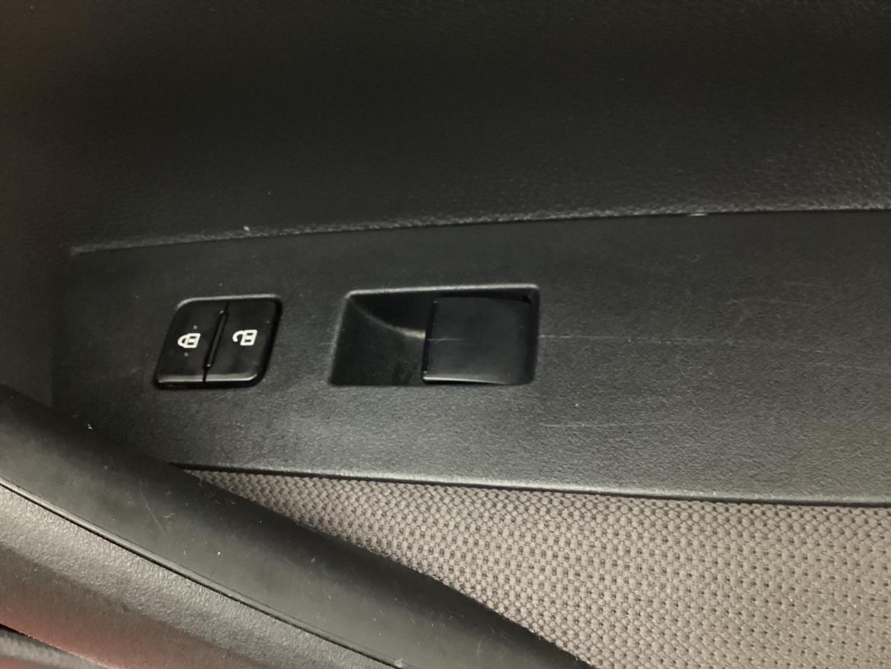 Toyota Corolla LE CVT (Natl) 2021