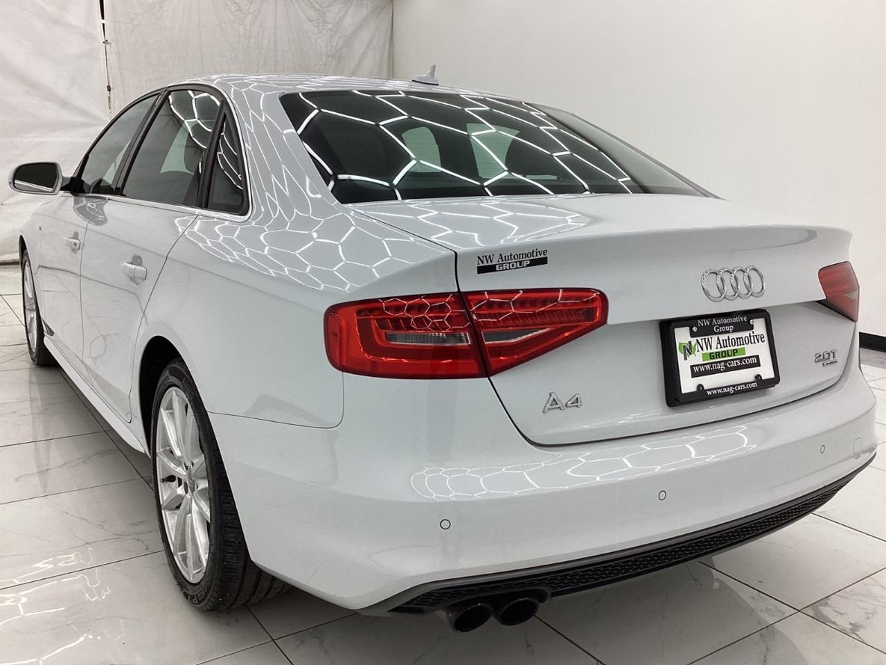 Audi A4 4dr Sdn Auto quattro 2.0T Premium Plus 2015
