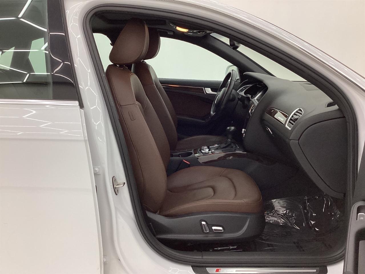 Audi A4 4dr Sdn Auto quattro 2.0T Premium Plus 2015