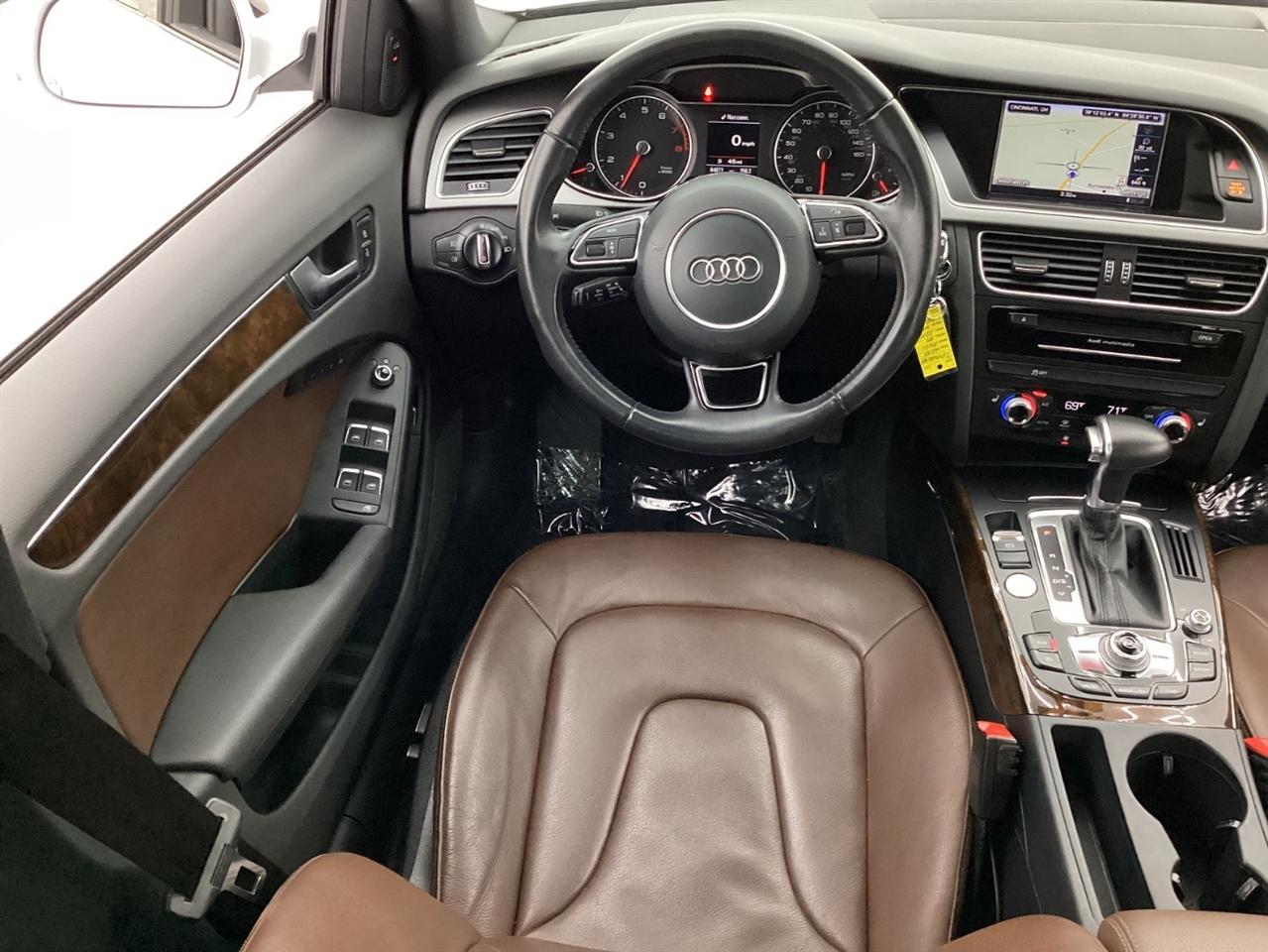 Audi A4 4dr Sdn Auto quattro 2.0T Premium Plus 2015