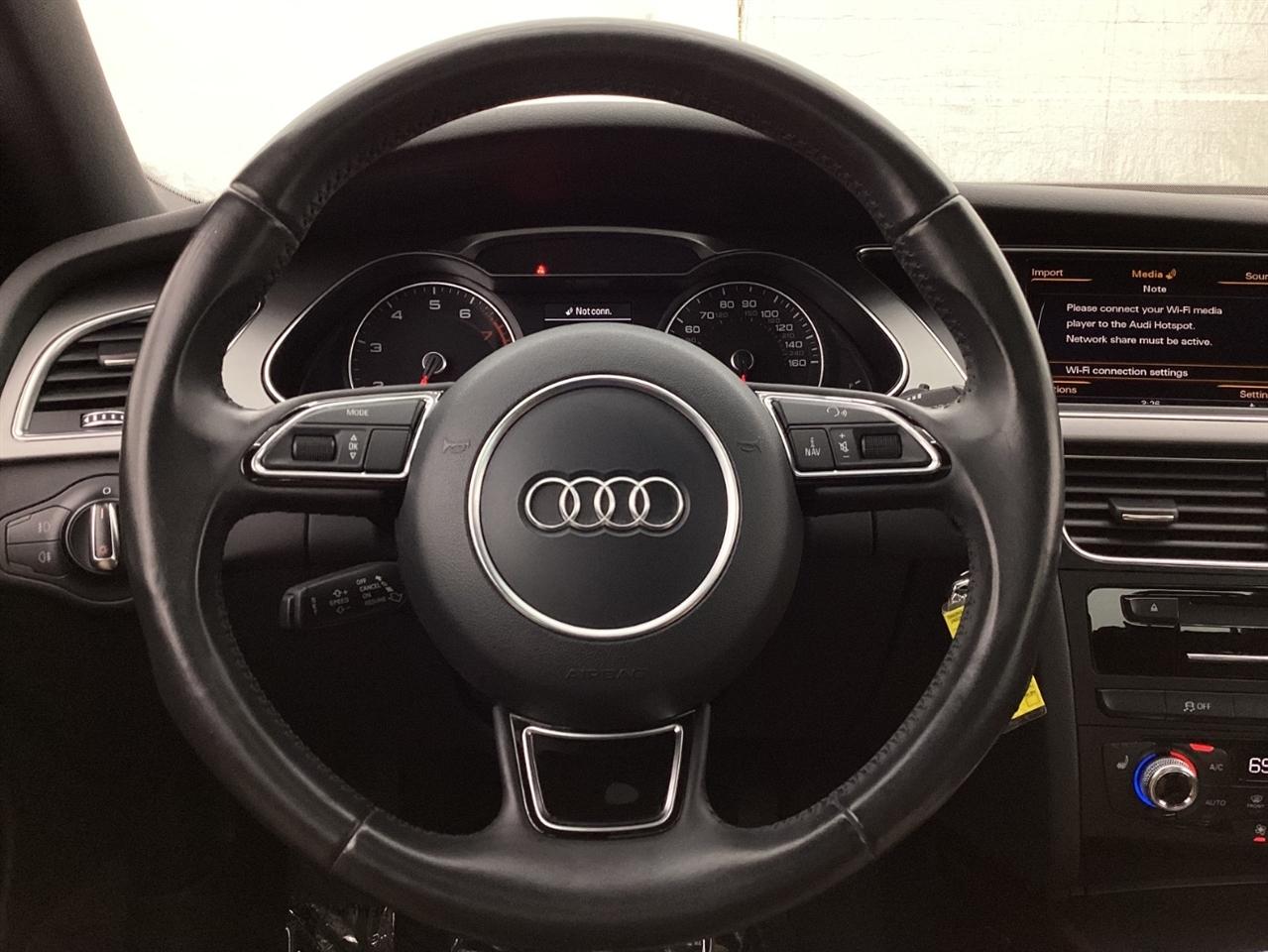 Audi A4 4dr Sdn Auto quattro 2.0T Premium Plus 2015