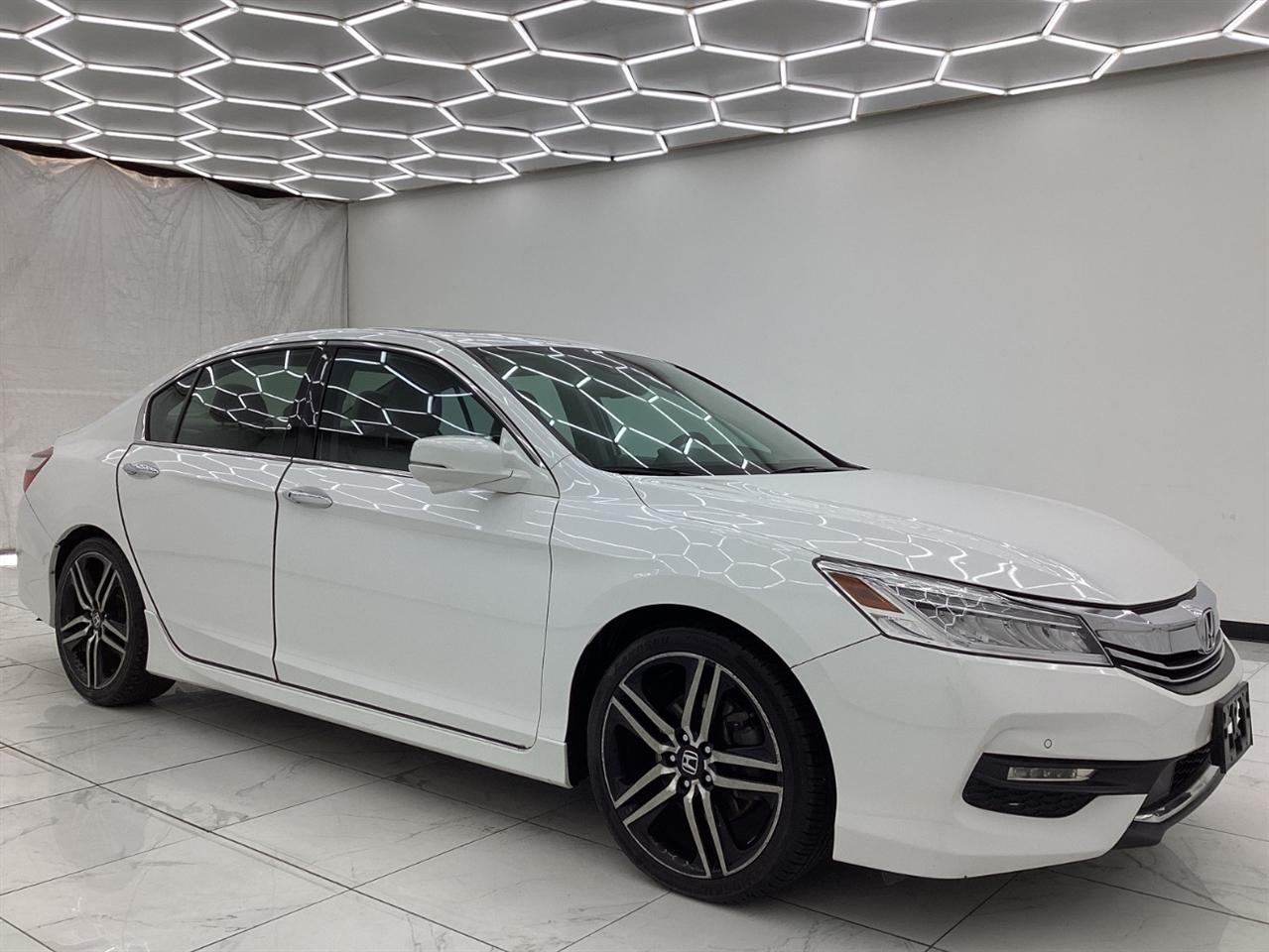 Honda Accord 4dr V6 Auto Touring 2016
