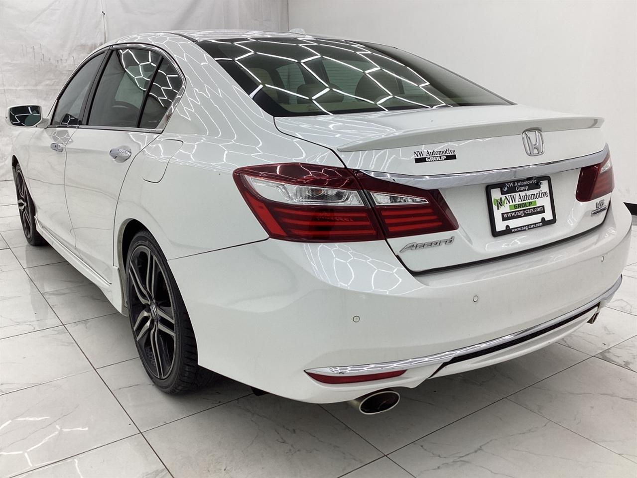 Honda Accord 4dr V6 Auto Touring 2016