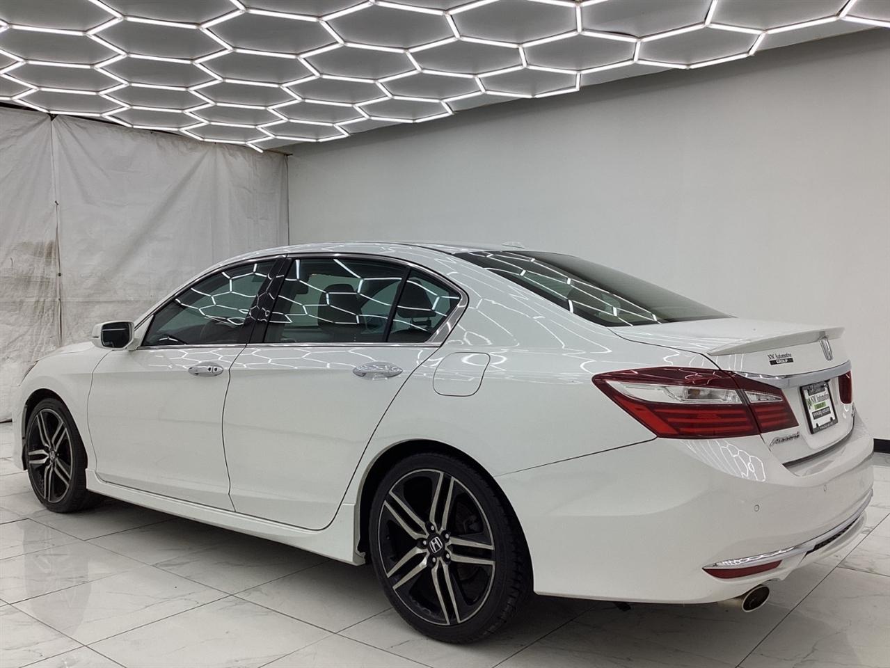Honda Accord 4dr V6 Auto Touring 2016