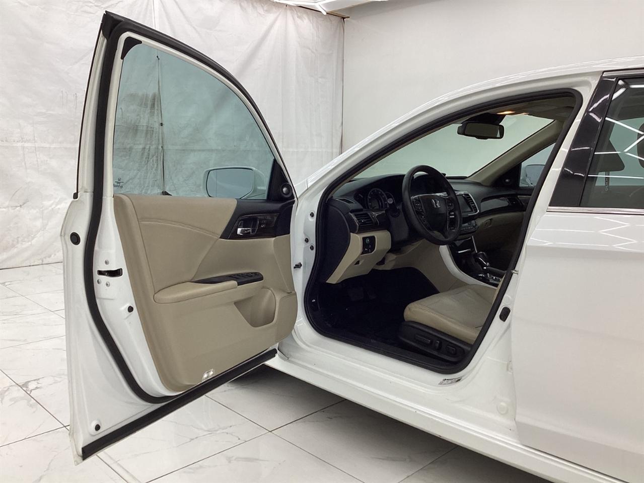 Honda Accord 4dr V6 Auto Touring 2016